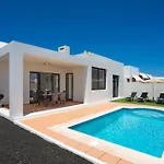 Juabel Playa Blanca (Lanzarote)