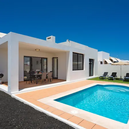 Juabel Playa Blanca (Lanzarote)